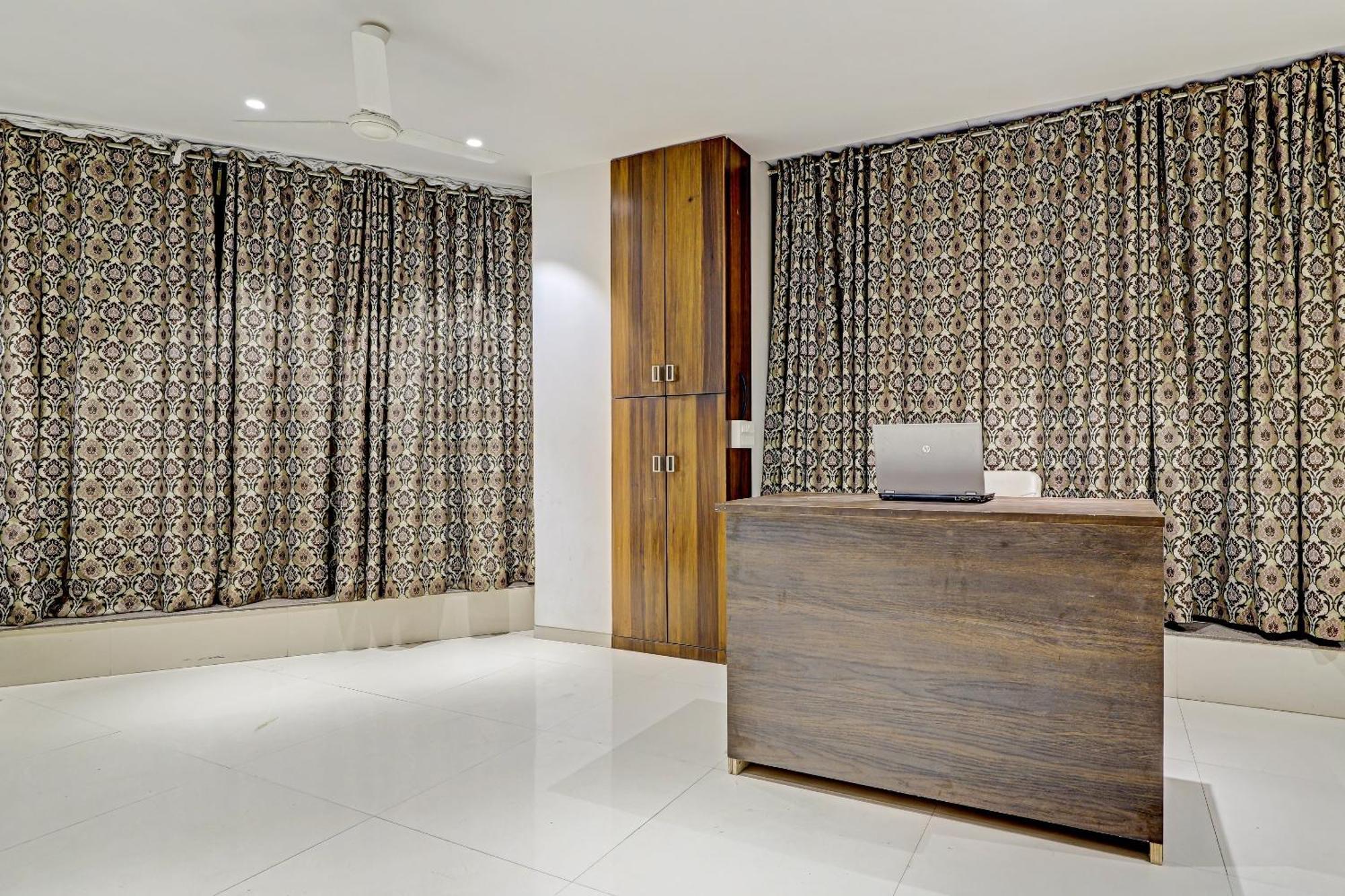 Hotel O Rishta And Jahan Banquet And Rooms Bhatha 외부 사진
